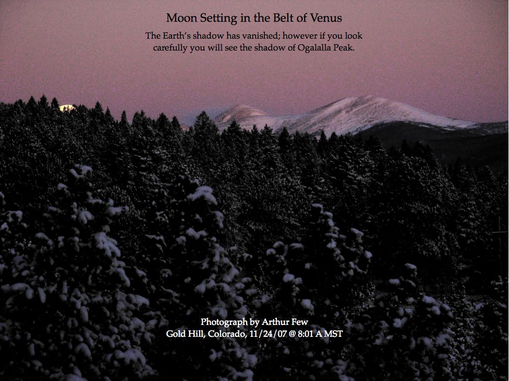 Moon setting in Belt of Venus